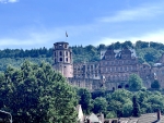 CASTEL AUTOMOBILE CLUB - 
